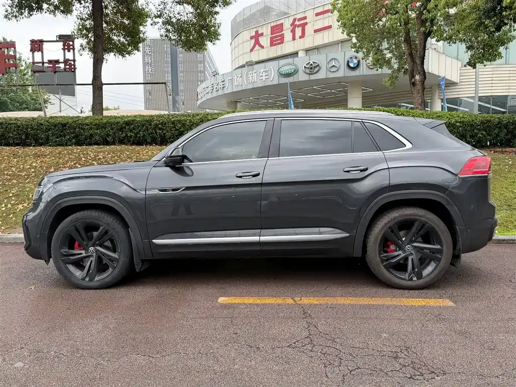 Volkswagen Teramont X 2023 из CN, фото 9