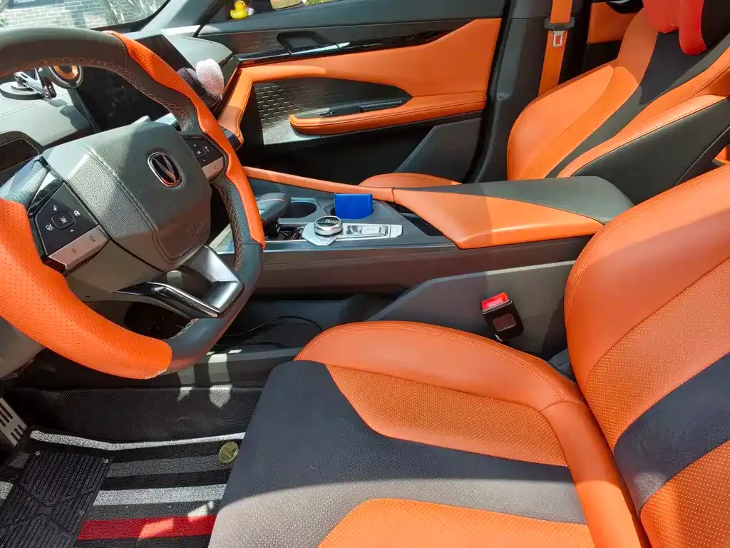 Changan UNI-V 2023 из CN, фото 3