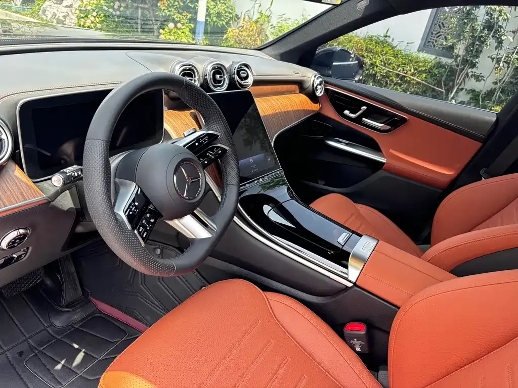 Mercedes-Benz GLC 2024 из CN, фото 6