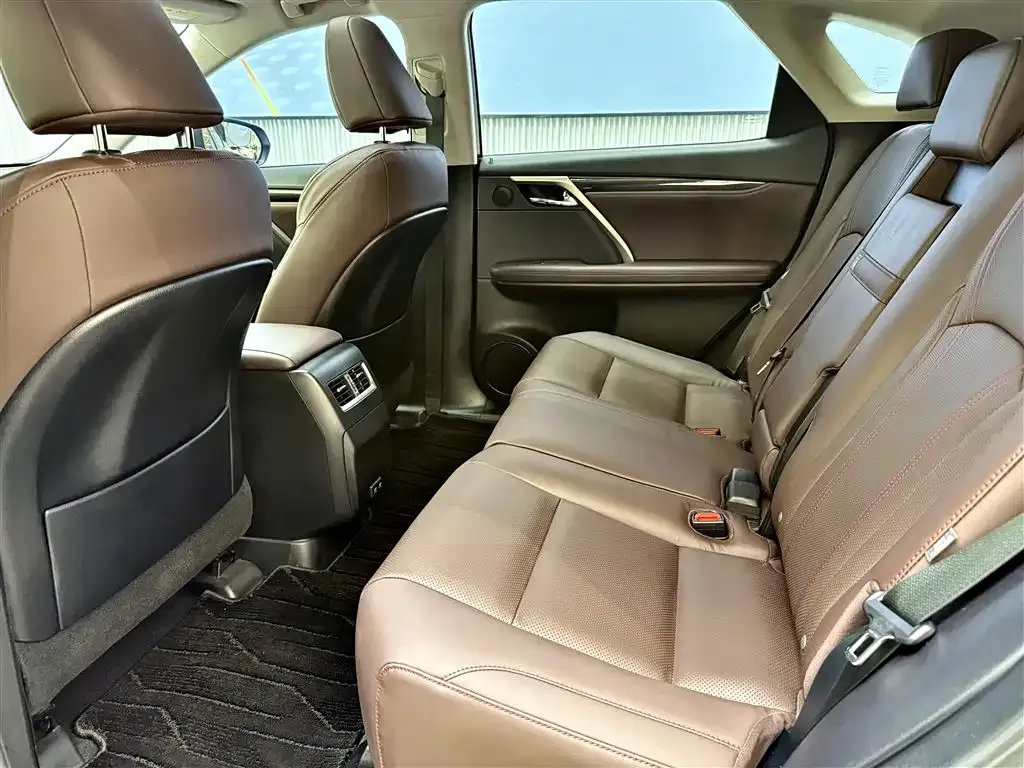 Lexus RX — фото 6