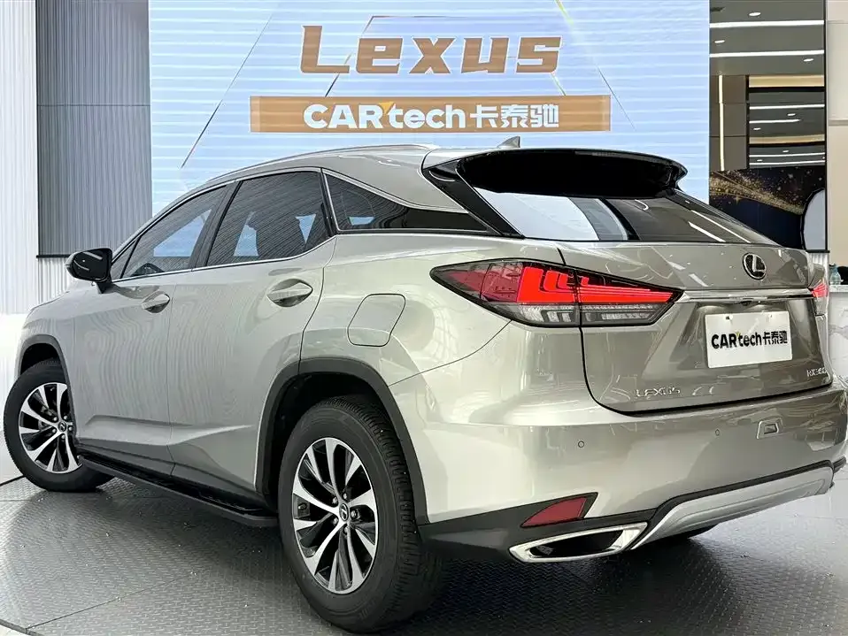 Lexus RX — фото 7
