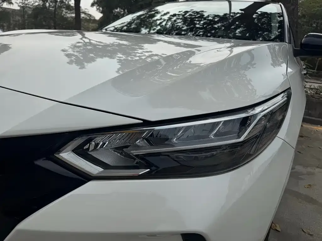 Nissan Sylphy 2022 из CN, фото 2