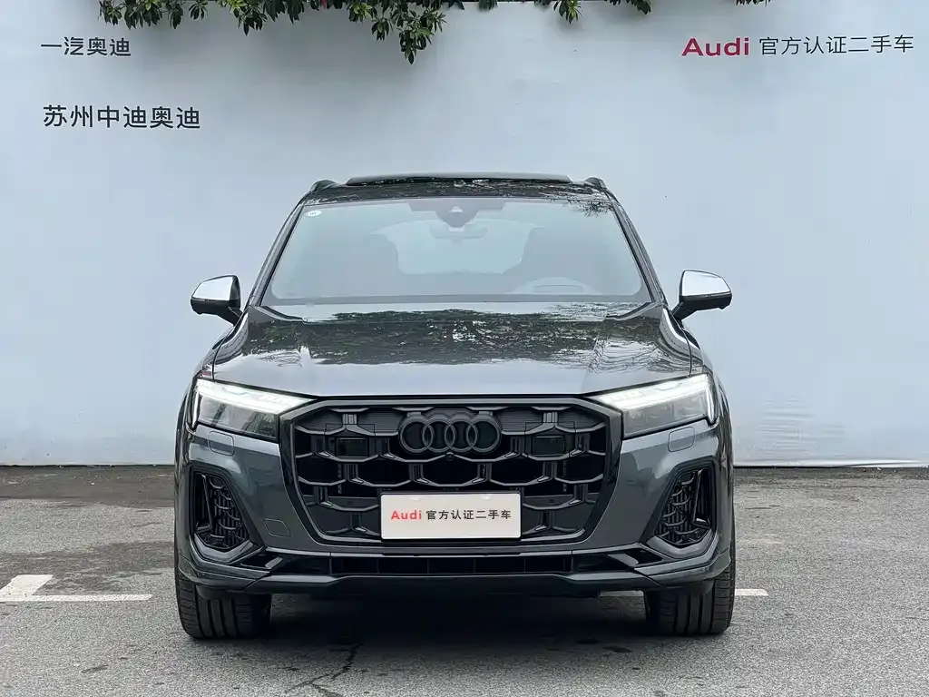 Audi SQ7 2024 из CN, фото 7