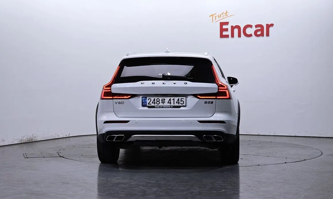 Volvo V60 2021 из KR, фото 9