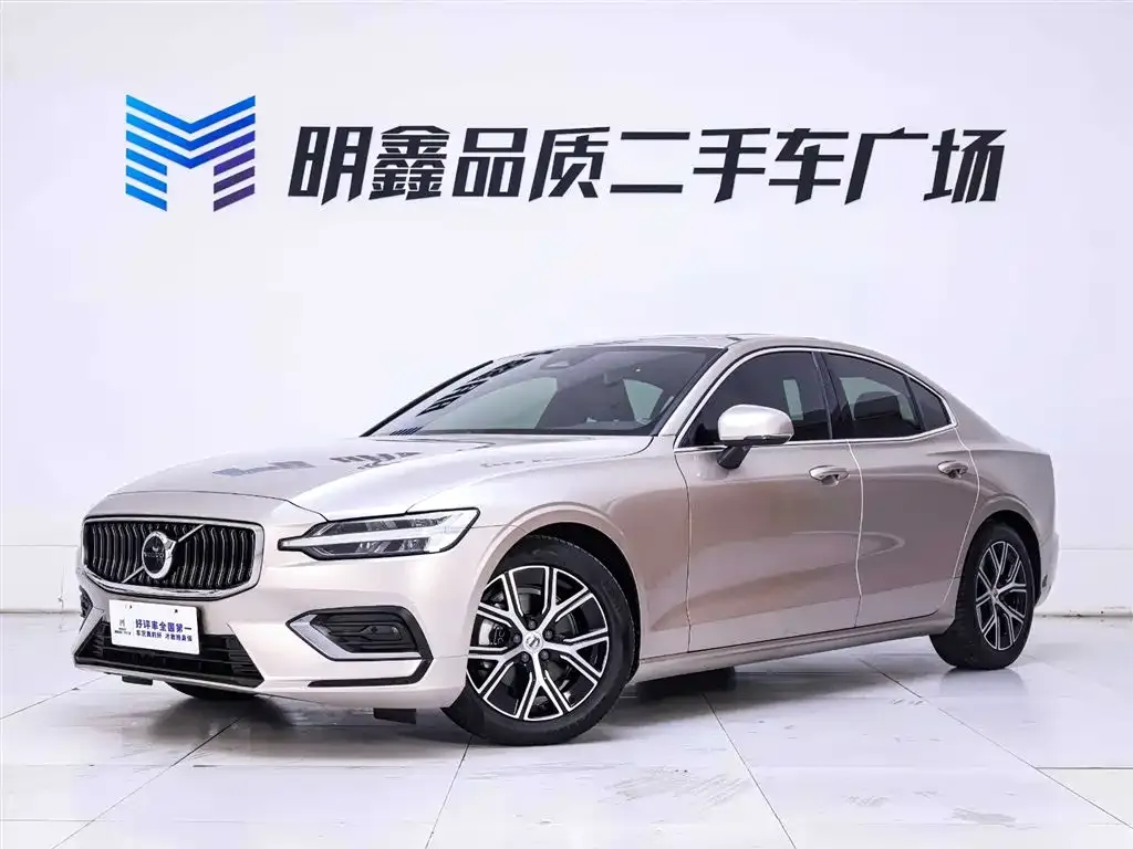 Volvo S60 2023 из CN, фото 8