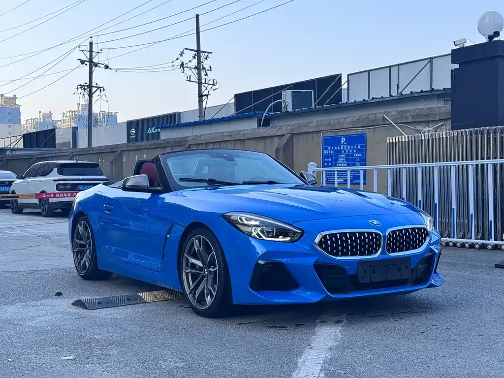 BMW Z4 — фото 9