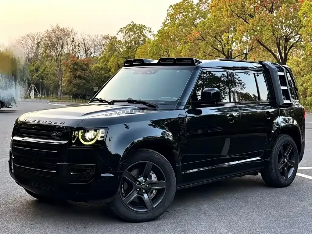 Land Rover Defender 2023 из CN, фото 1