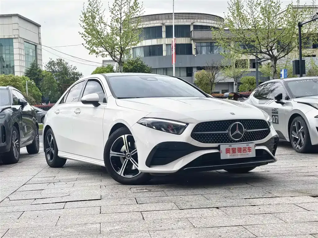 Mercedes-Benz A-Class 2024 из CN, фото 9