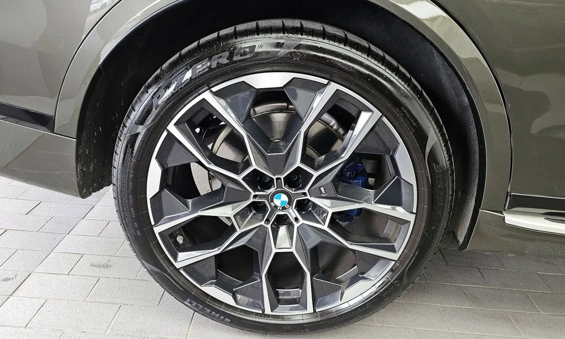 BMW X7 2025 из KR, фото 8