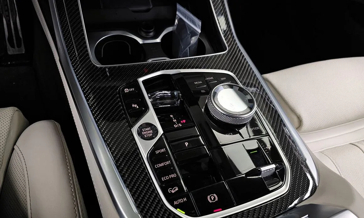BMW X7 2025 из KR, фото 2