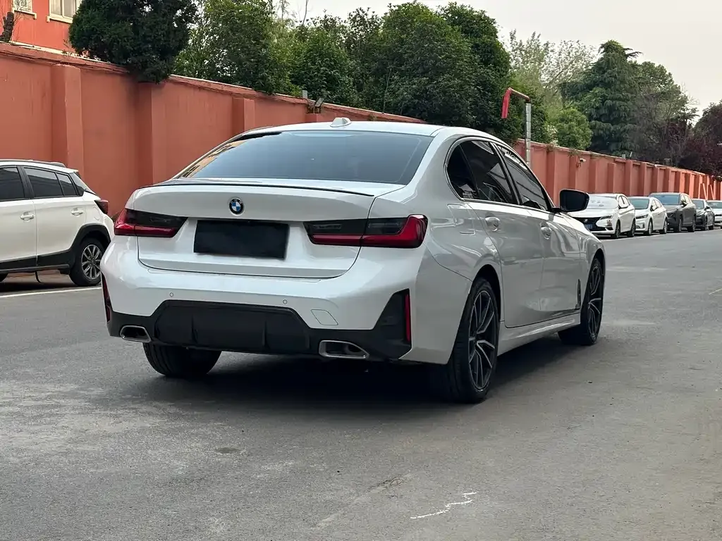 BMW 3 Series — фото 10