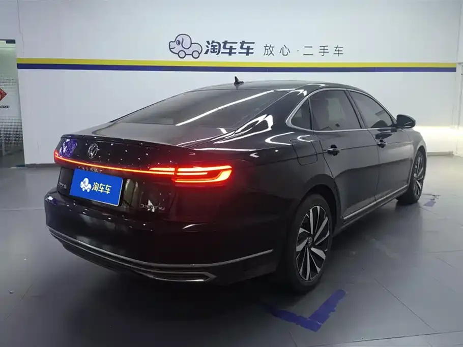 Volkswagen Passat 2022 из CN, фото 2