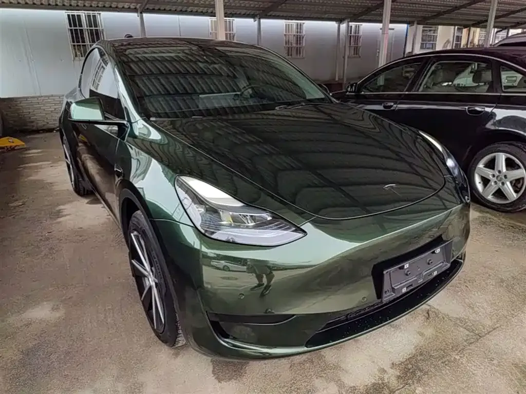 Tesla Model Y — фото 6