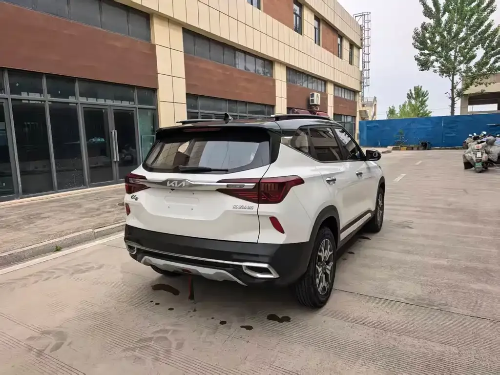 Kia KX3 2022 из CN, фото 10