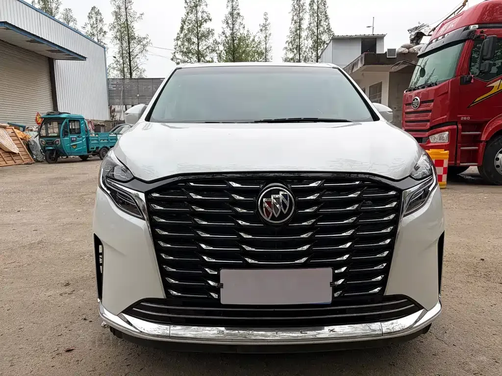 Buick GL8 2023 из CN, фото 9