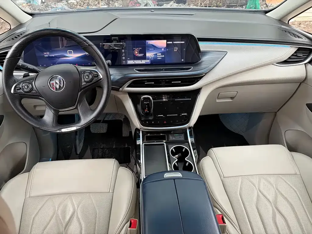 Buick GL8 2023 из CN, фото 2