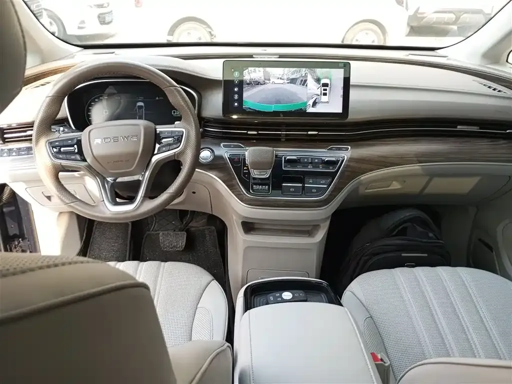 Roewe iMAX8 2023 из CN, фото 5