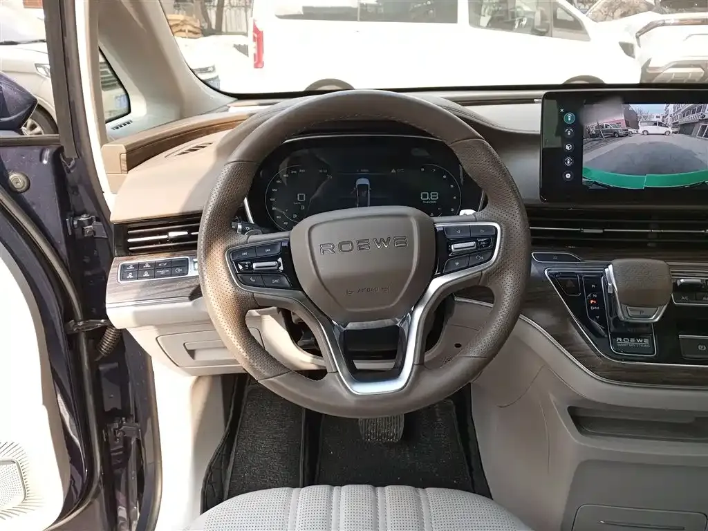 Roewe iMAX8 2023 из CN, фото 3