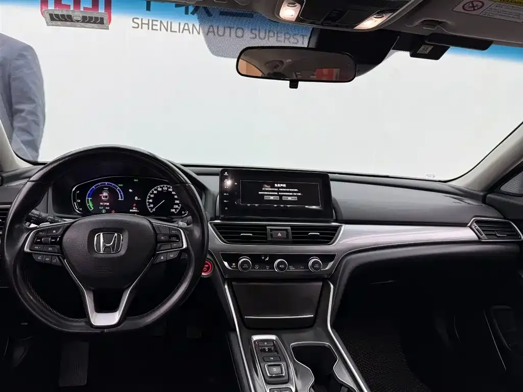 Honda Accord — фото 6