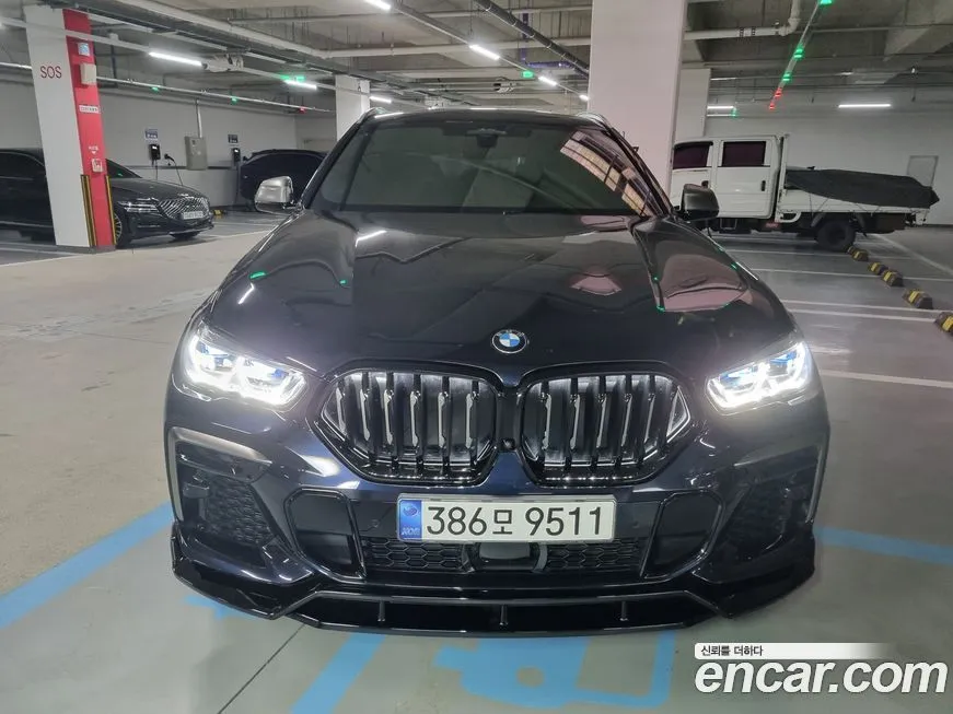 BMW X6 M50i 1