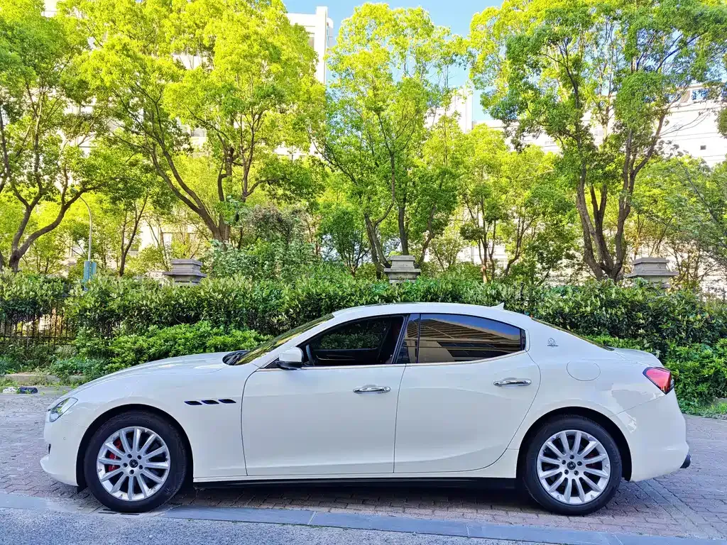 Maserati Ghibli 2021 из CN, фото 10