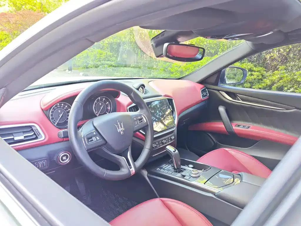 Maserati Ghibli 2021 из CN, фото 9