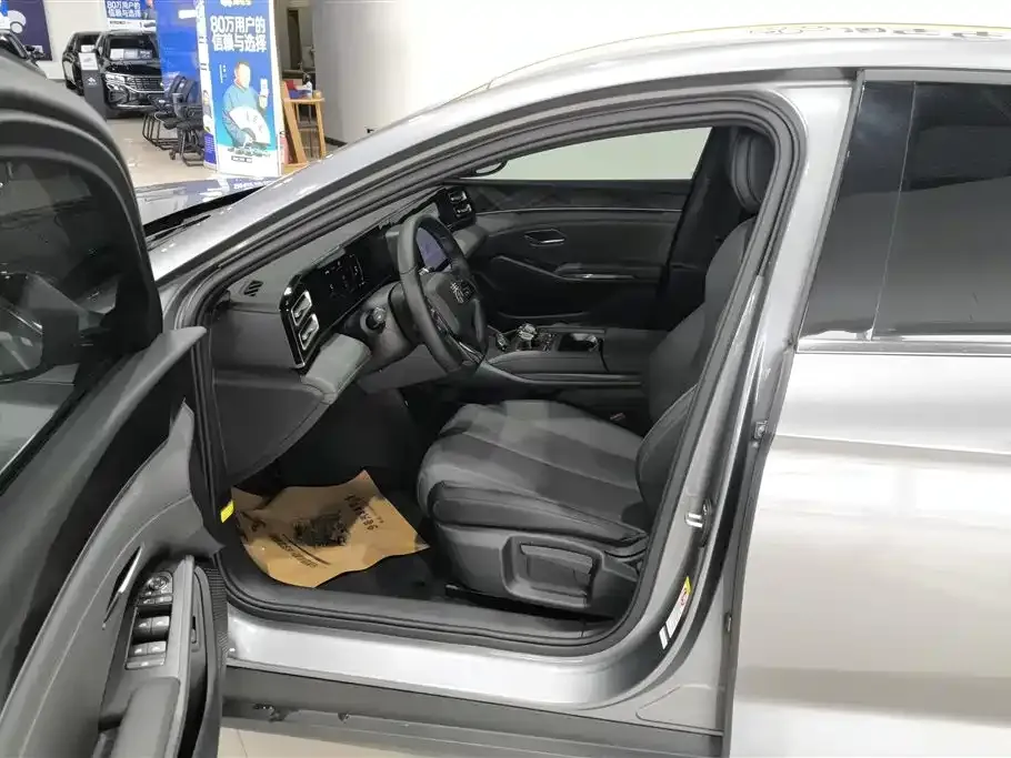 BYD Qin L 2025 из CN, фото 6