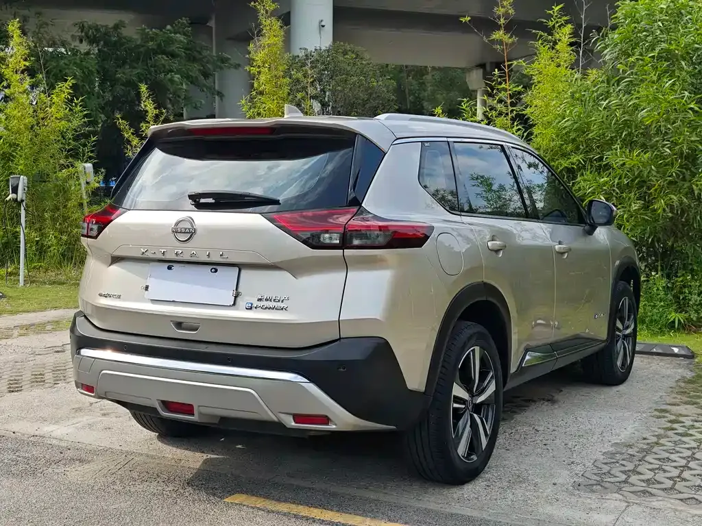 Nissan X-Trail — фото 2