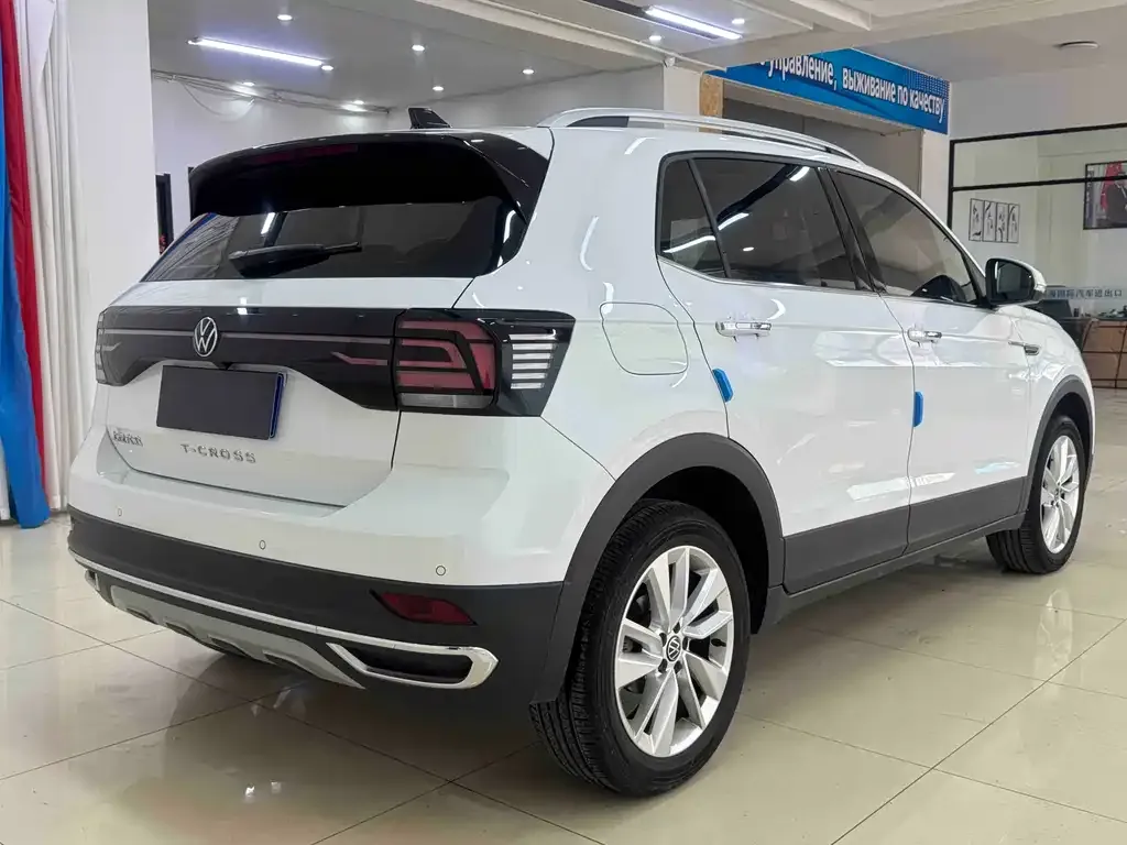 Volkswagen T-Cross — фото 9