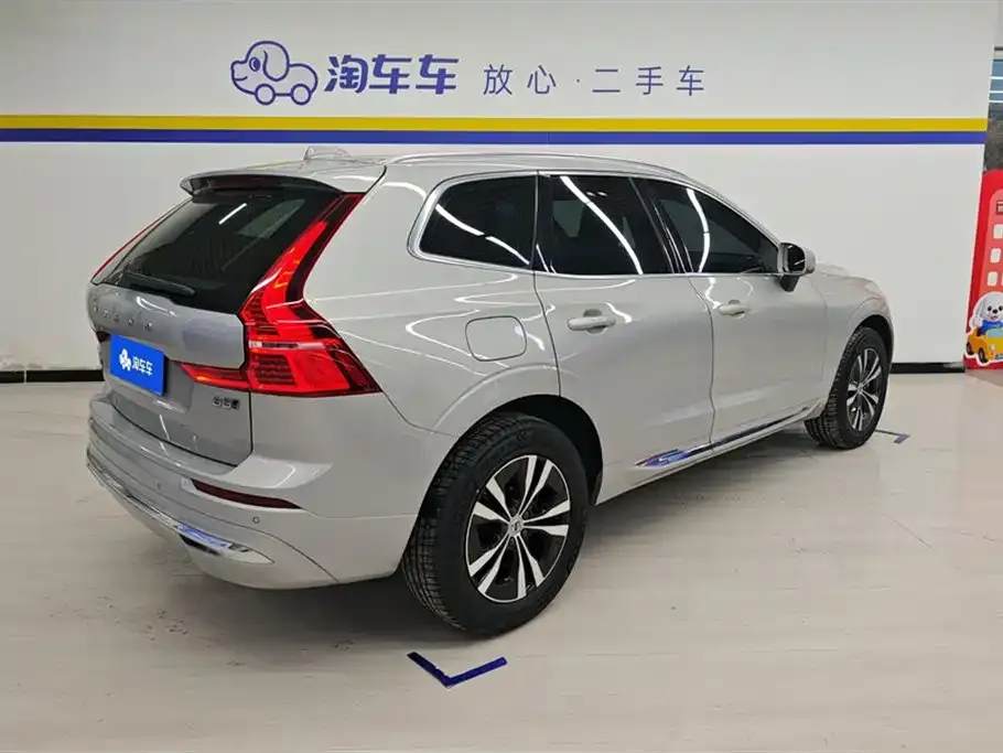 Volvo XC60 — фото 2