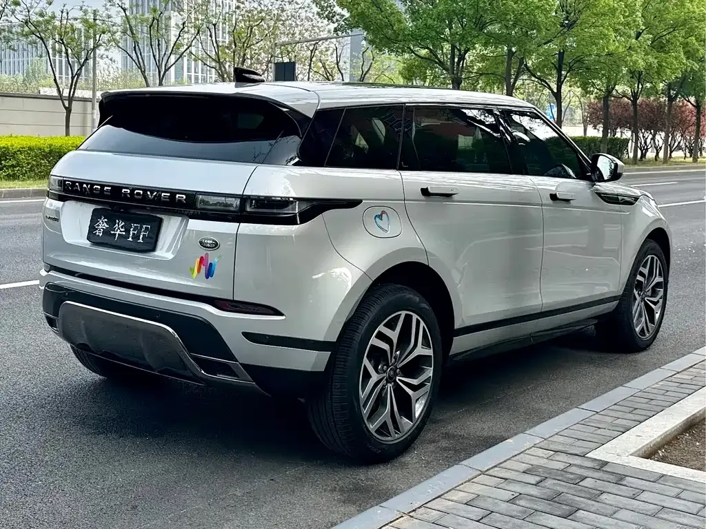 Land Rover Evoque — фото 7