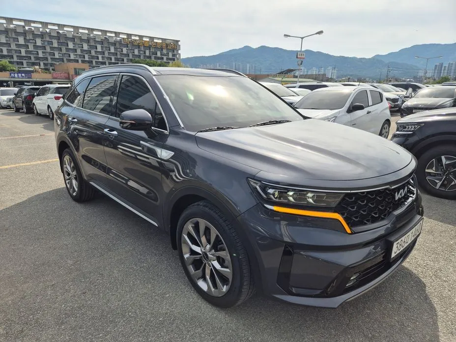 Kia Sorento — фото 3