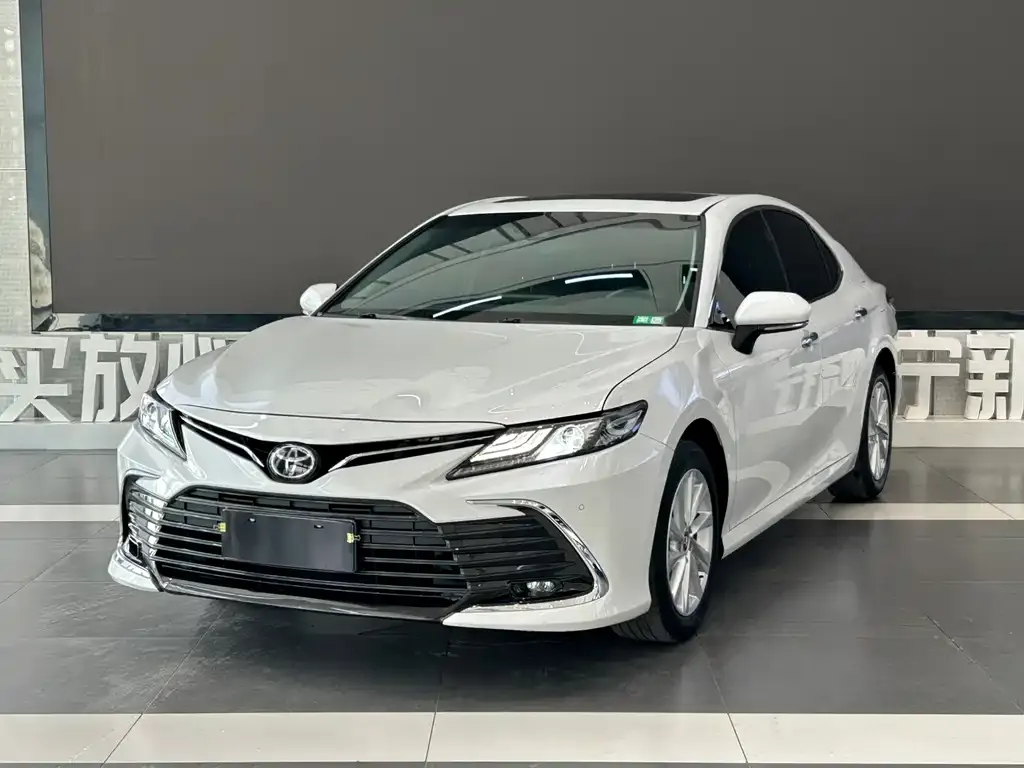 Toyota Camry 2022 из CN, фото 1