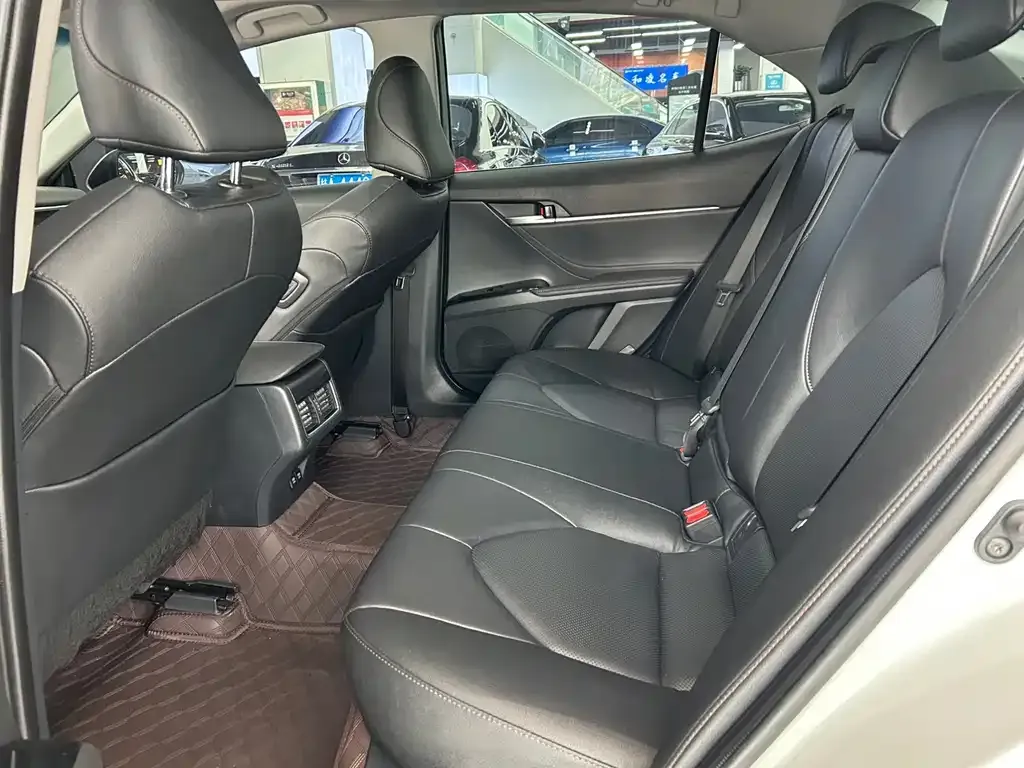 Toyota Camry 2022 из CN, фото 10