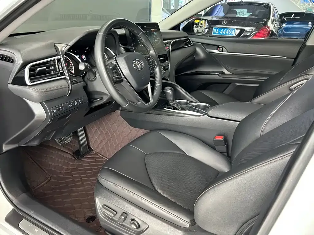 Toyota Camry 2022 из CN, фото 7