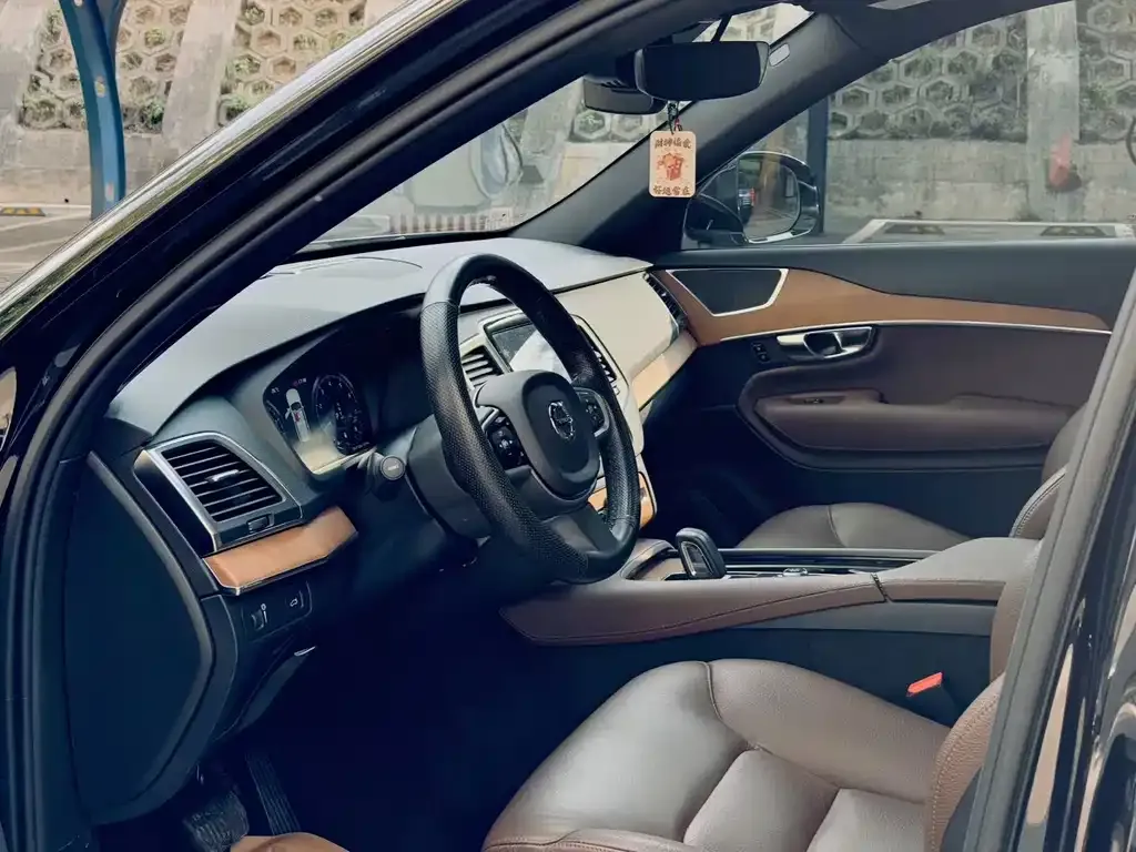 Volvo XC90 2021 из CN, фото 2