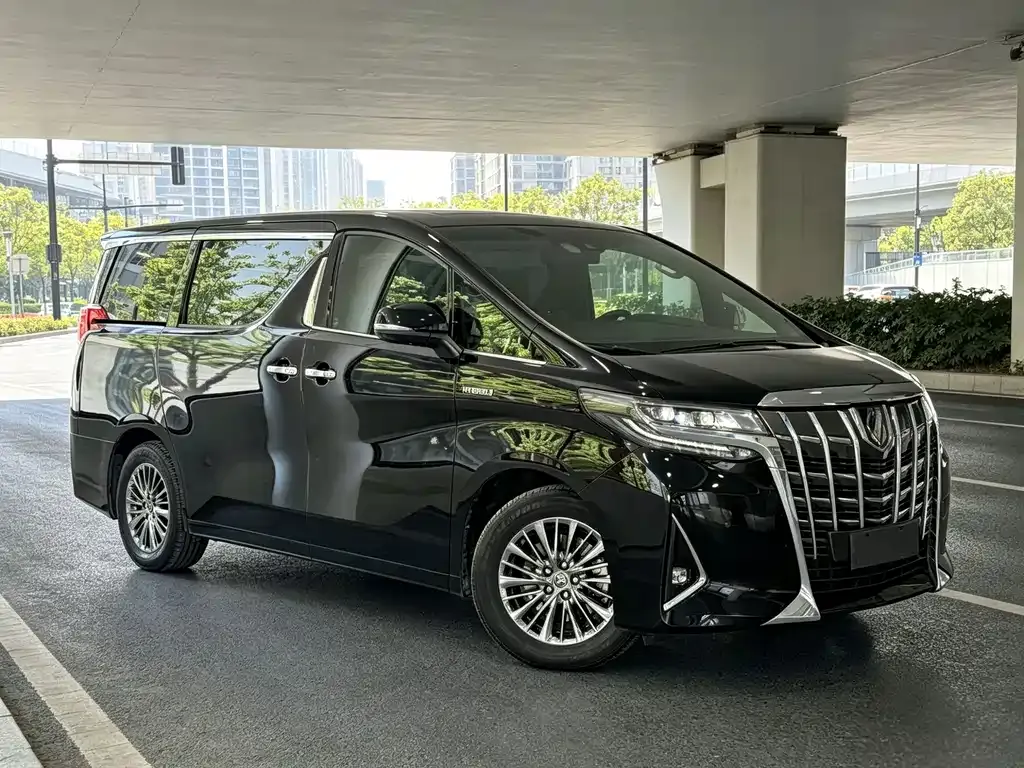 Toyota Alphard 2022 из CN, фото 5