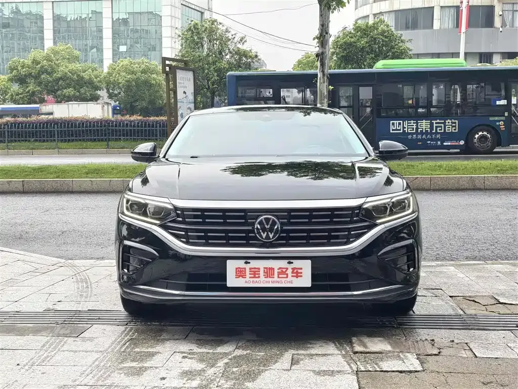 Volkswagen Passat 2023 из CN, фото 6