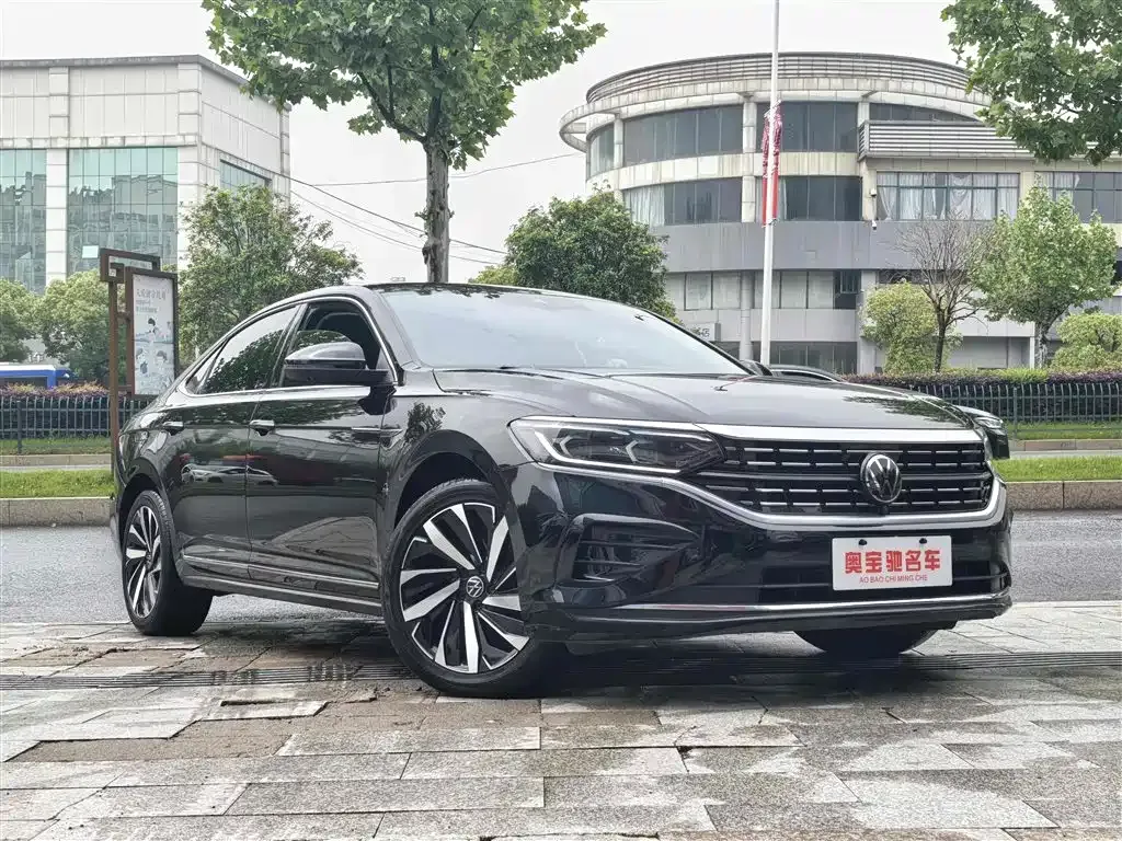 Volkswagen Passat 2023 из CN, фото 7