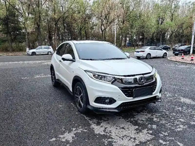 Honda Vezel — фото 6