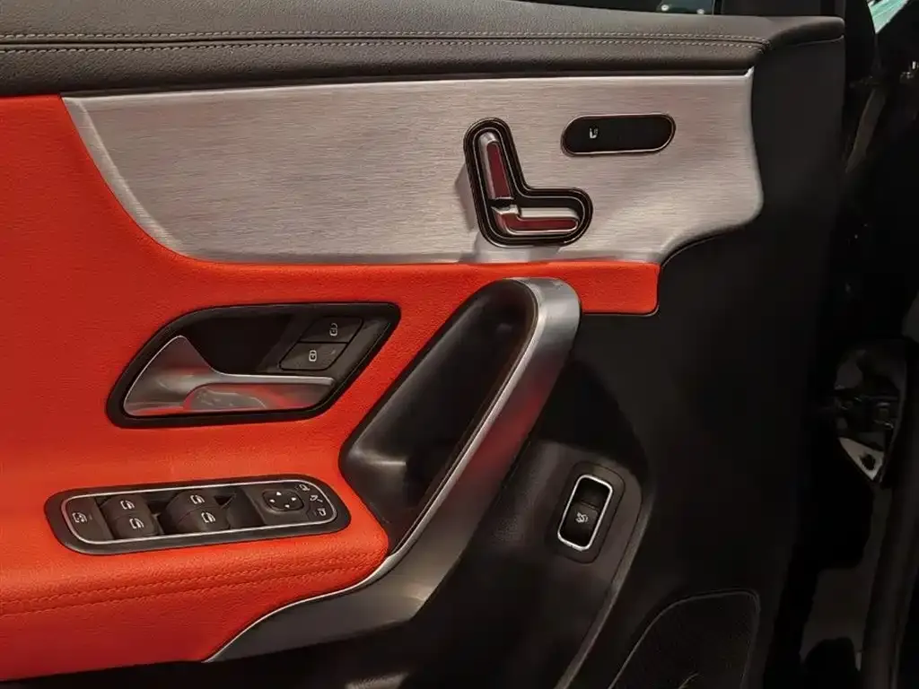 Mercedes-Benz A-Class AMG — фото 9