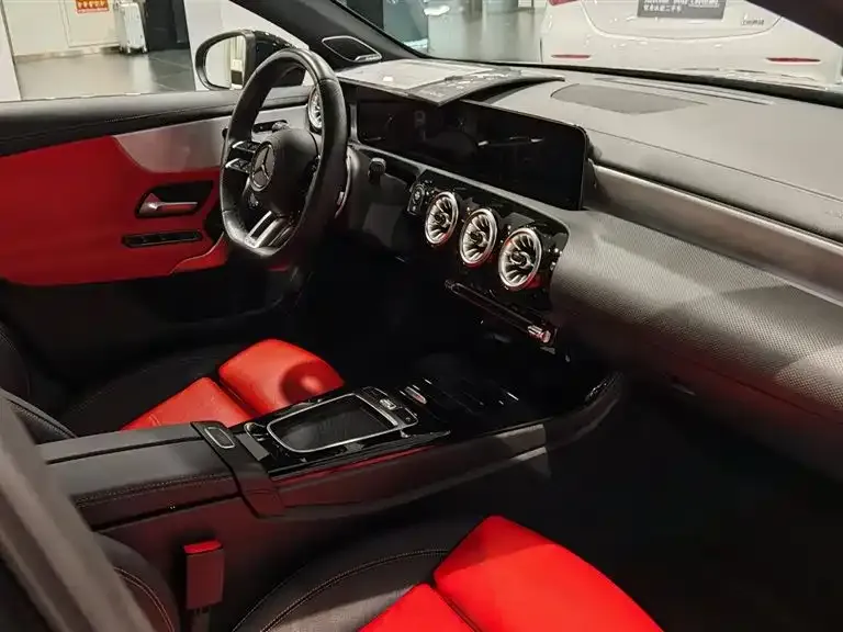 Mercedes-Benz A-Class AMG — фото 7