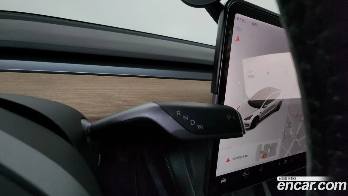 Tesla Model 3 — фото 2