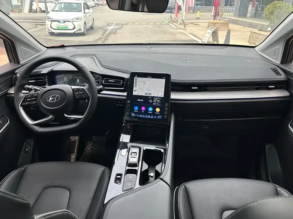 Hyundai Custo 2024 из CN, фото 3