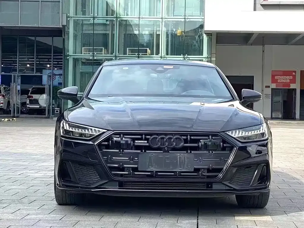 Audi A7L 2023 из CN, фото 6