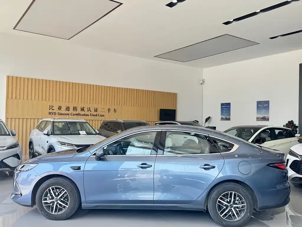 BYD Seal 05 DM-i 2025 из CN, фото 3