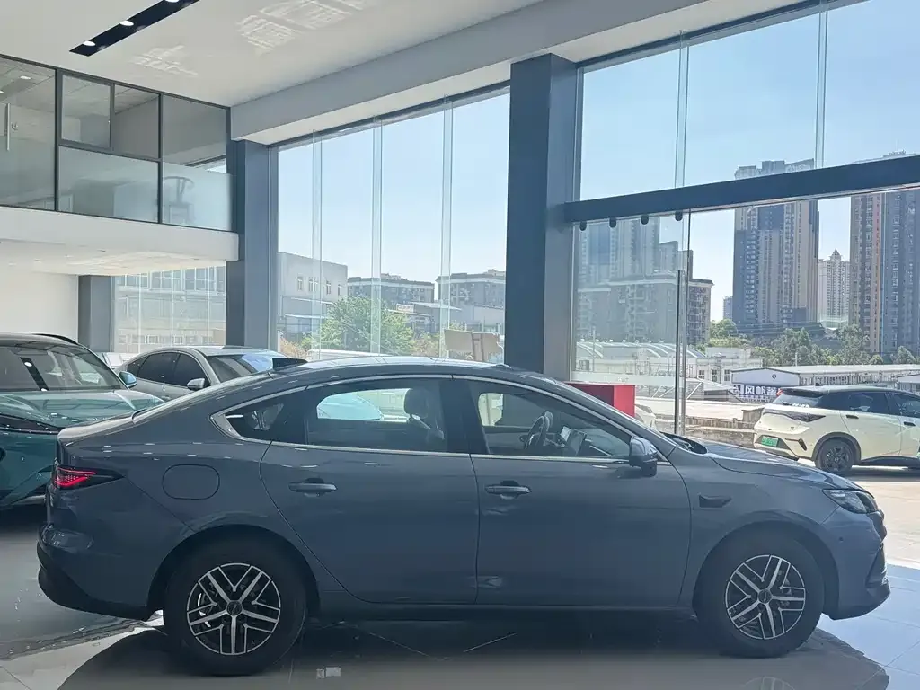 BYD Seal 05 DM-i 2025 из CN, фото 10