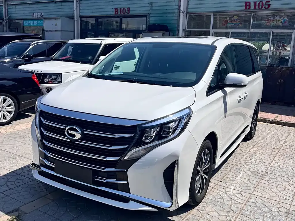GAC Motor Trumpchi M8 — фото 1