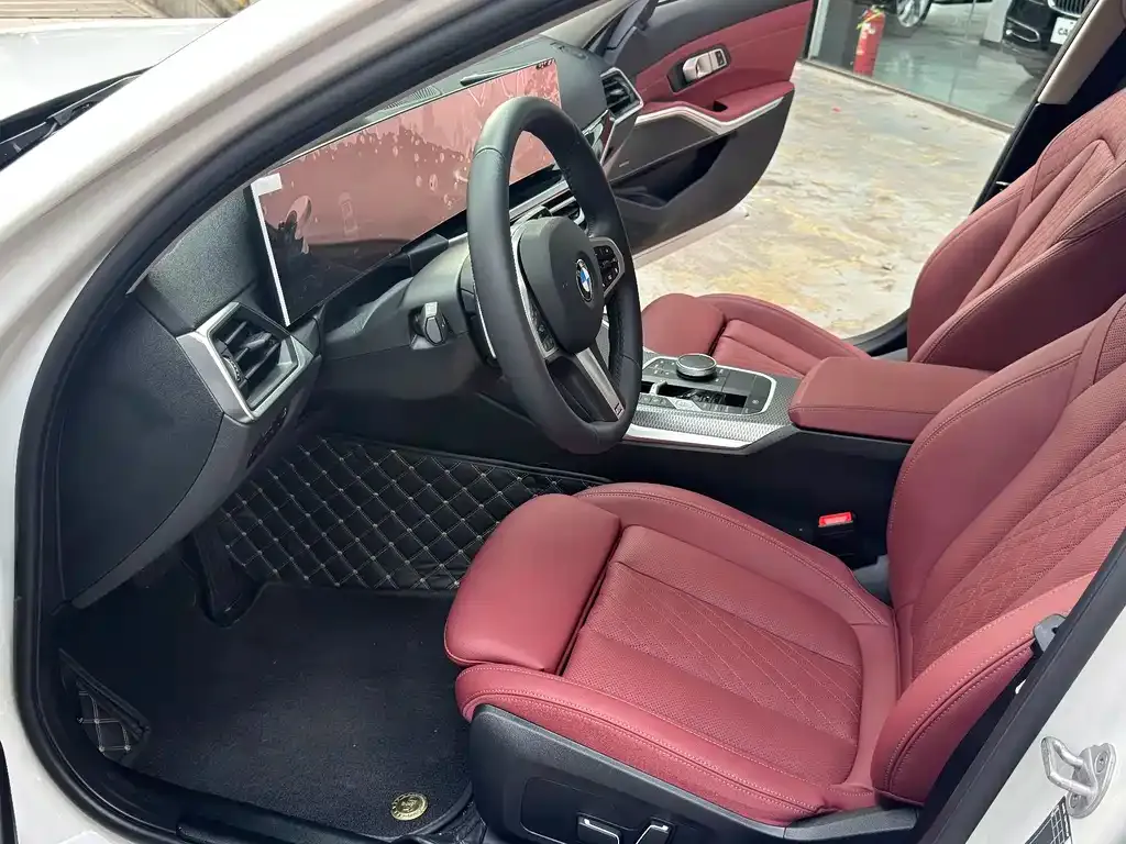 BMW 3 Series — фото 10