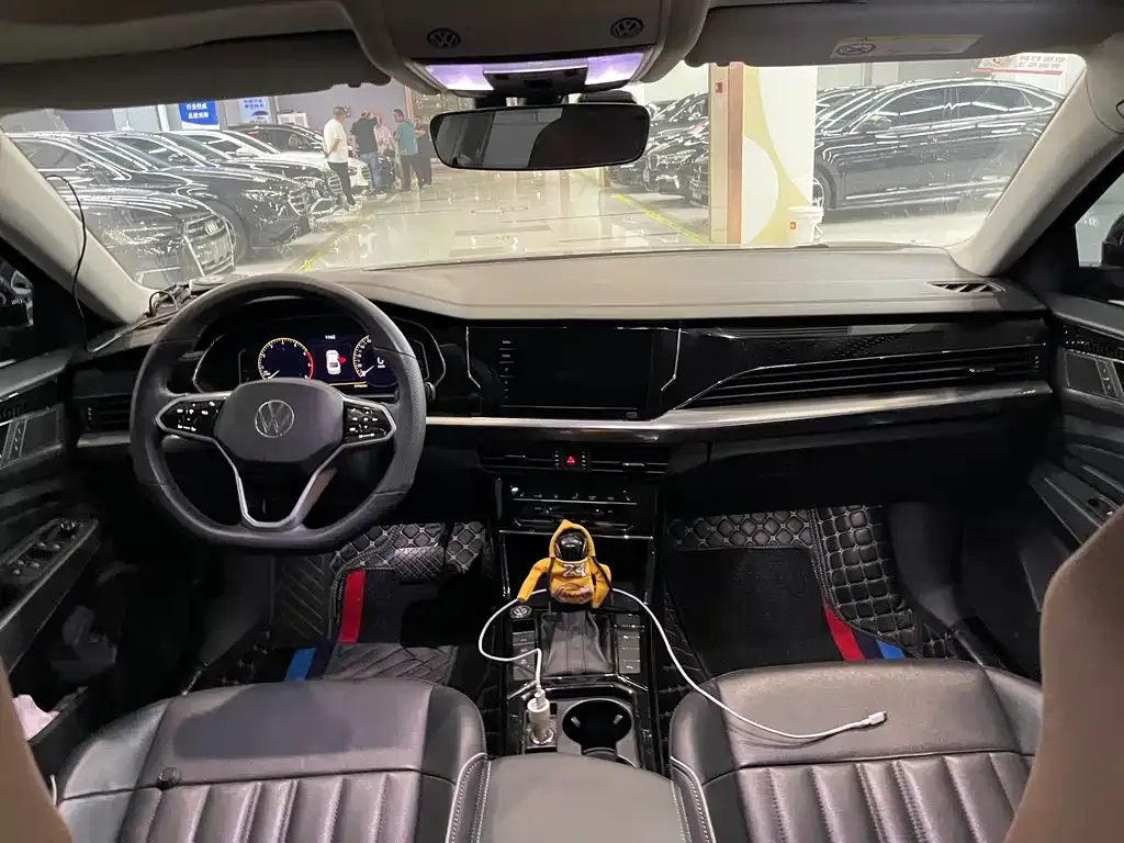 Volkswagen Passat — фото 9